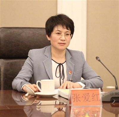 县区委书记热议政府工作报告
