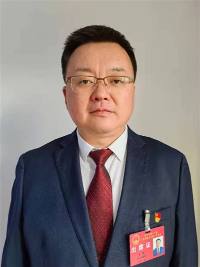 市人大代表,湟中区委书记 吉辉